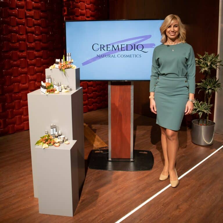 Cremediq - Cápák Között